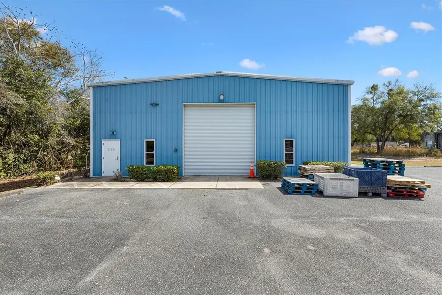 118 WEBER AVE, Leesburg, FL 34748