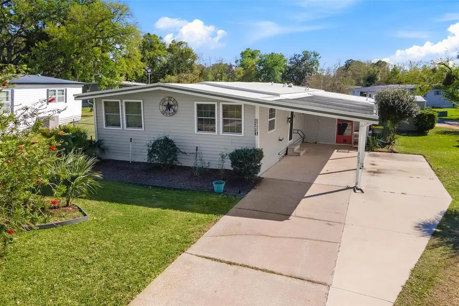 2621 CARPENTER PL, Leesburg, FL 34748