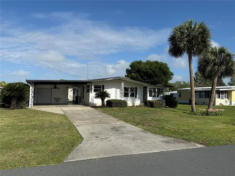 11 N BOBWHITE RD, Wildwood, FL 34785