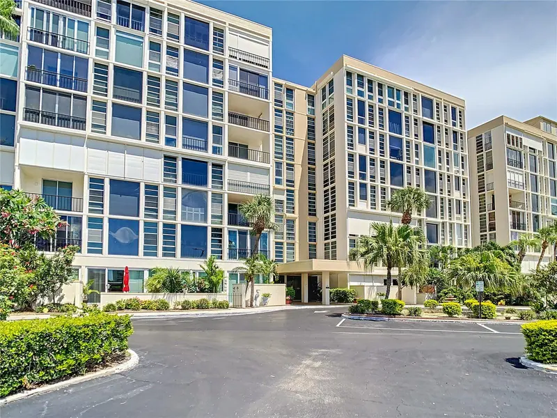 7400 SUN ISLAND DR #503, South Pasadena, FL 33707