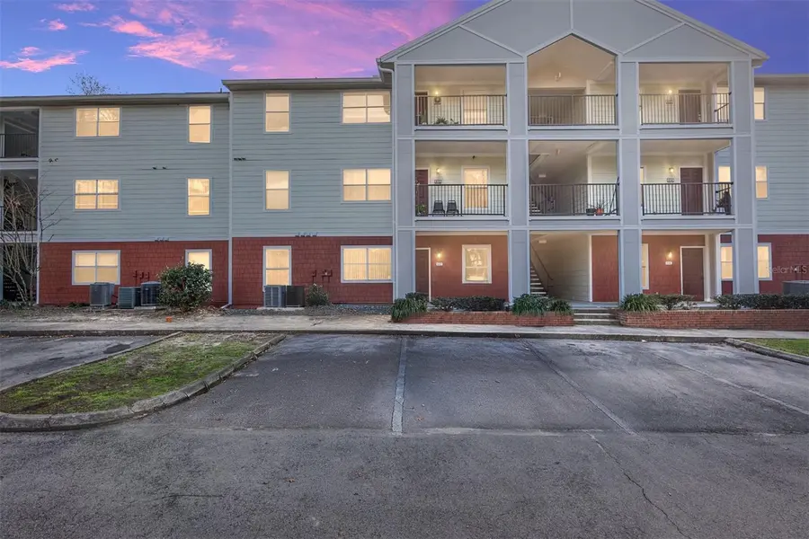 2360 SW ARCHER RD #607, Gainesville, FL 32608