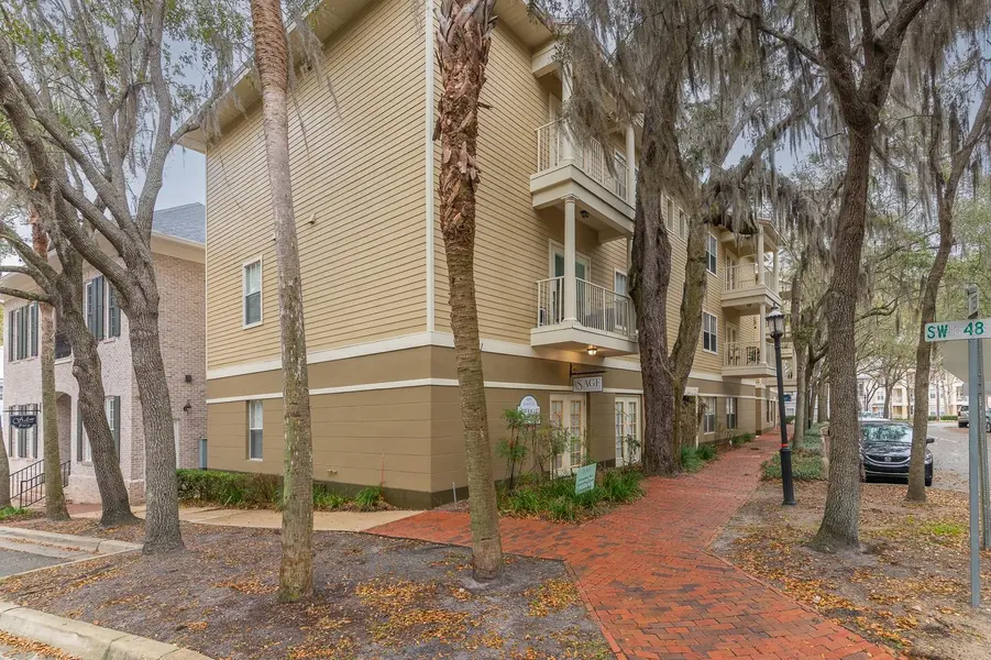 4850 SW 91ST TER #301, Gainesville, FL 32608