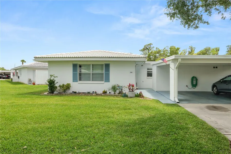 711 BARBER CIR #711, Lakeland, FL 33803