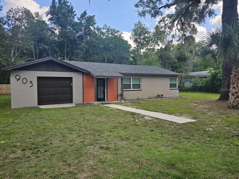 903 NW 33RD AVE, Gainesville, FL 32609