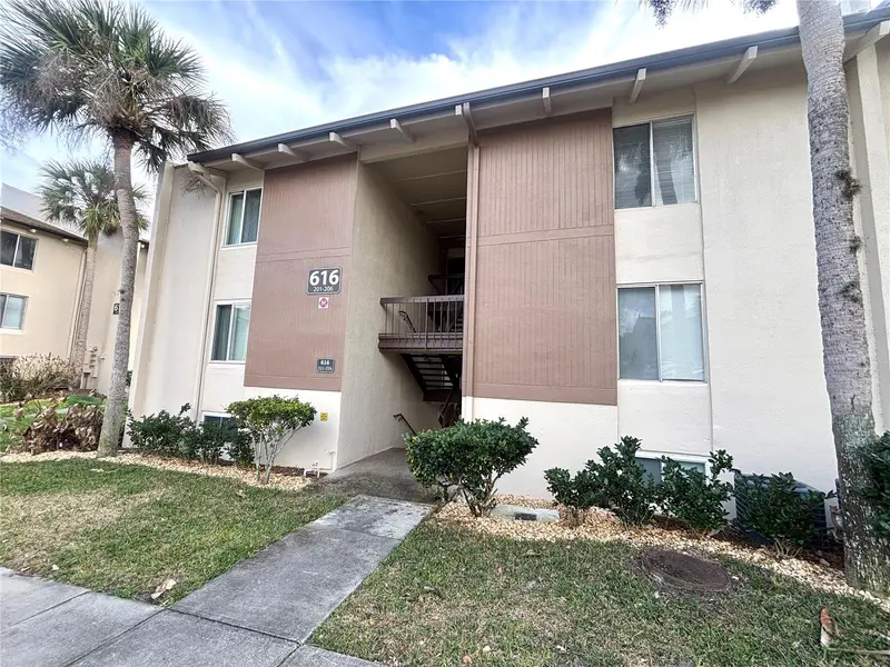 616 ORANGE DR #203, Altamonte Springs, FL 32701