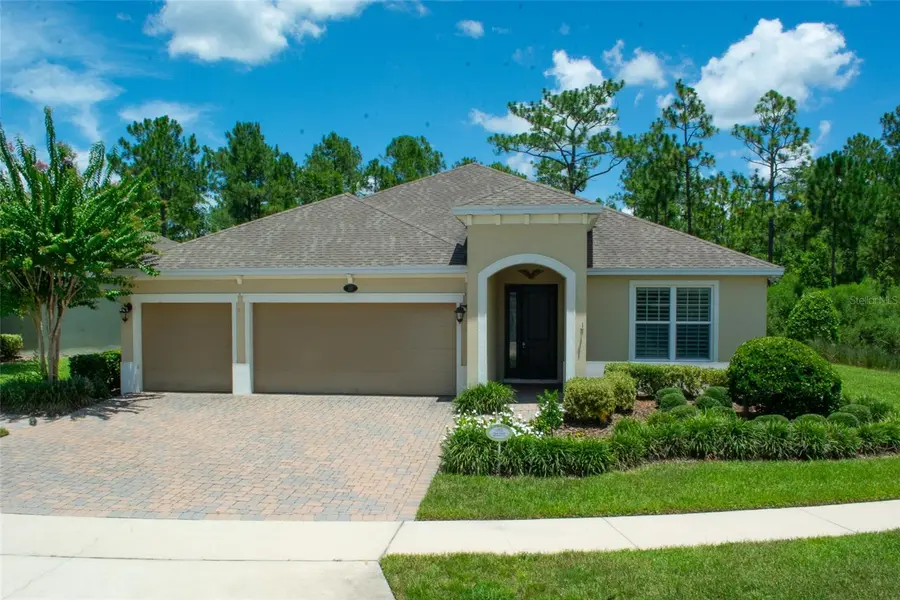 215 AVENHAM DR, Deland, FL 32724
