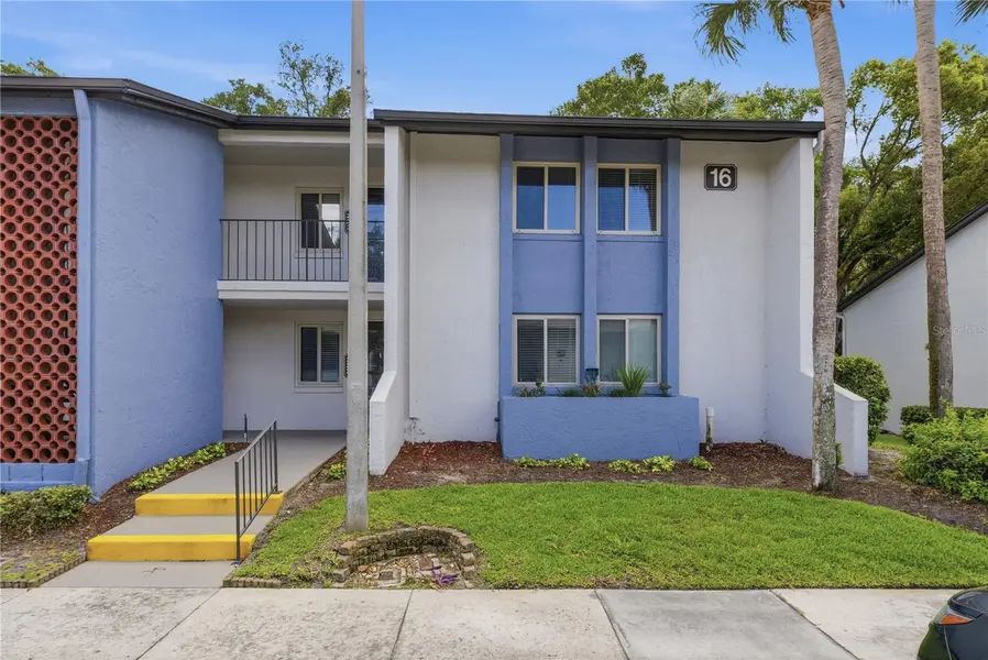 16 ESCONDIDO CIR #223, Altamonte Springs, FL 32701