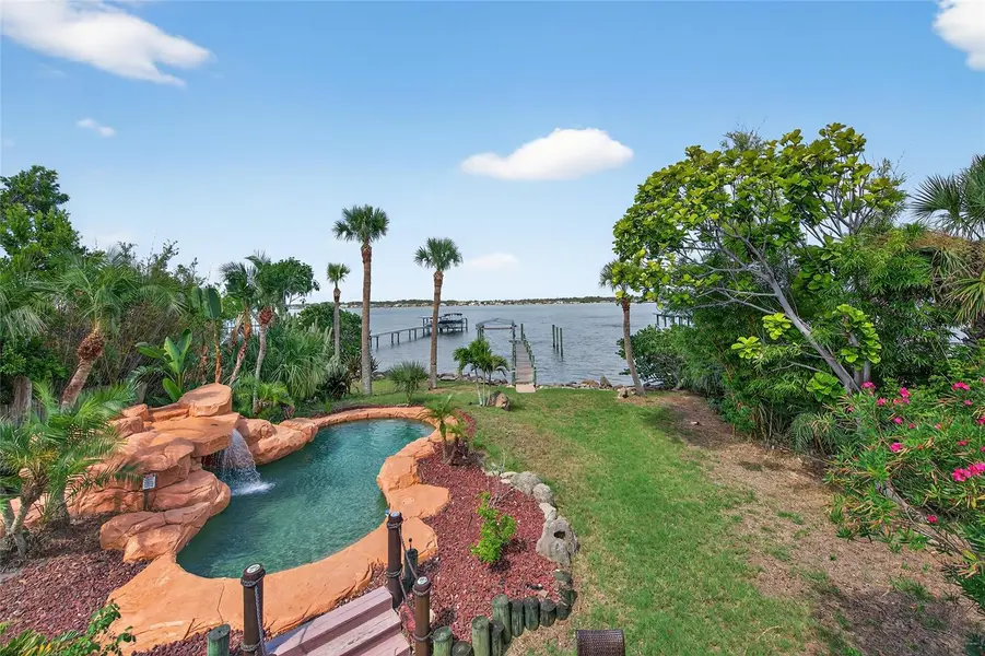 2904 S PENINSULA DR, Daytona Beach Shores, FL 32118