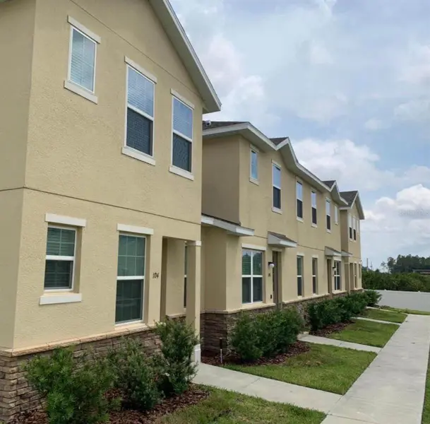 112 HOLLY VILLAGE DR, Davenport, FL 33837