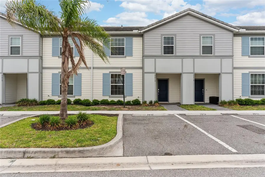 7614 OAK SPRING LN, Davenport, FL 33837