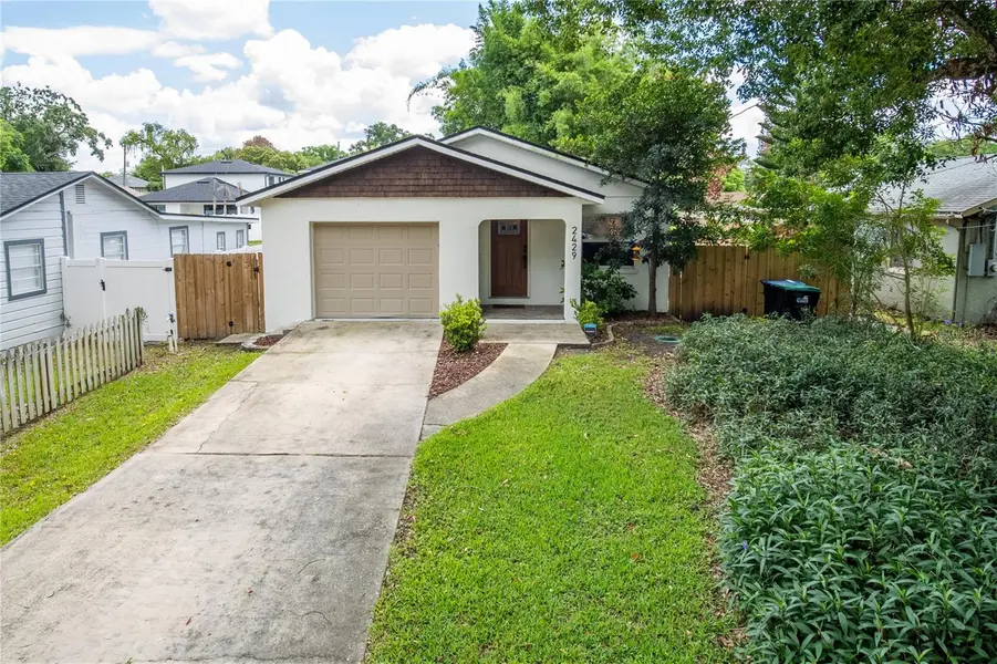 2429 S BROWN AVE, Orlando, FL 32806