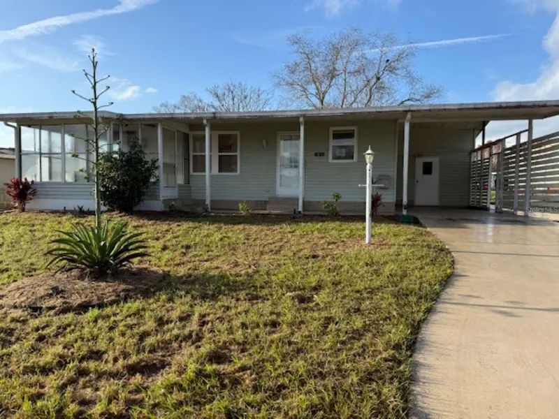 1832 W SCHWARTZ BLVD, Lady Lake, FL 32159