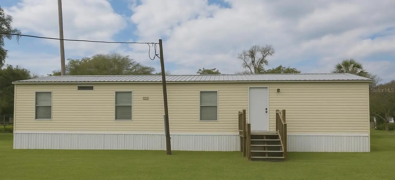 2122 CR 426, Lake Panasoffkee, FL 33538