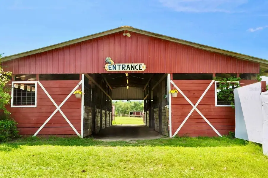 11150 W HIGHWAY 40, Ocala, FL 34482