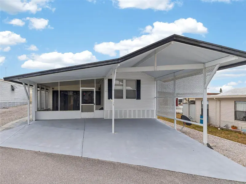 251 PATTERSON RD #C29, Haines City, FL 33844