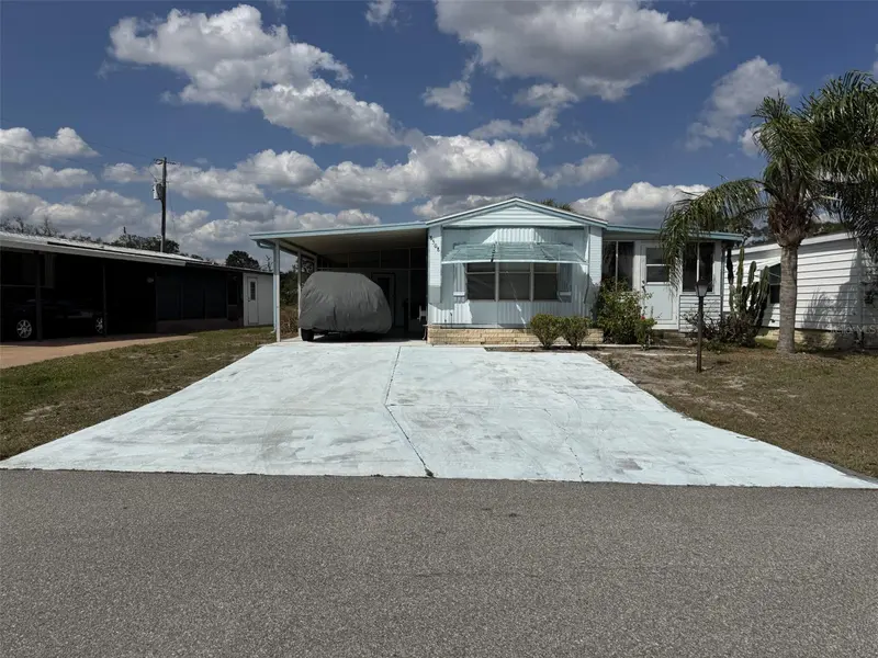8508 BREEZE HILL DR, Lake Wales, FL 33898