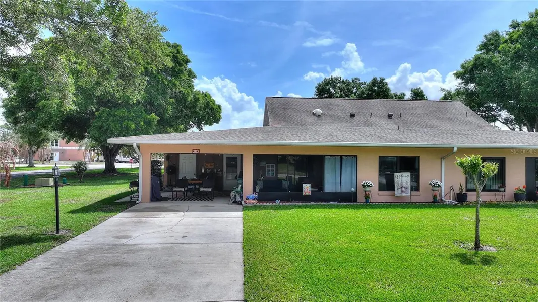302 GENESIS POINTE DR, Lake Wales, FL 33859