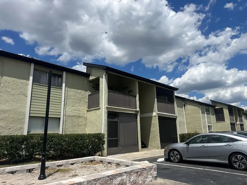 924 LAKE DESTINY RD #D, Altamonte Springs, FL 32714