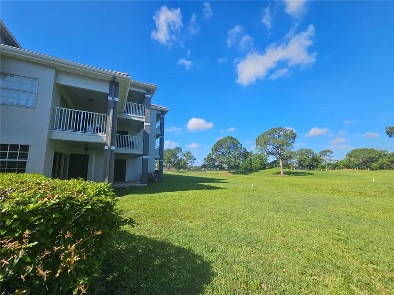 13838 FAIRWAY ISLAND DR #1418, Orlando, FL 32837