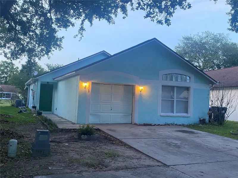 6769 EBANS BND, Orlando, FL 32807