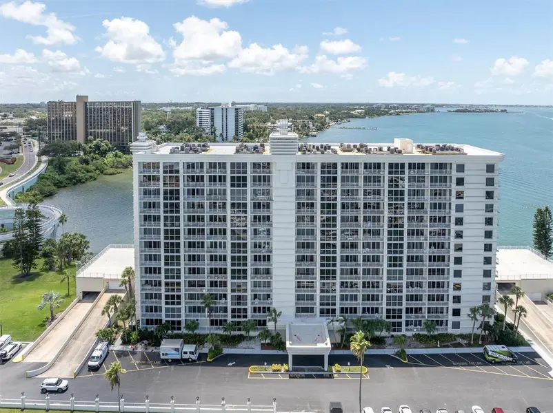 100 PIERCE ST #305, Clearwater, FL 33756