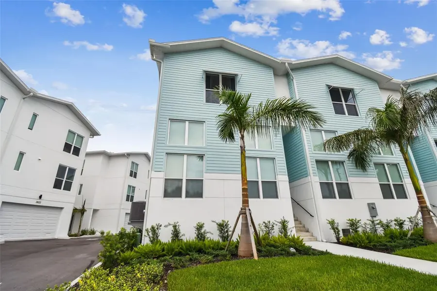 3840 POMPANO DR SE, St Petersburg, FL 33705