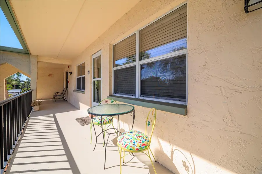 11720 PARK BLVD #302, Seminole, FL 33772