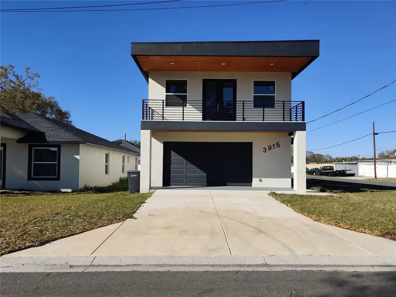3915 W ROBSON ST W, Tampa, FL 33614