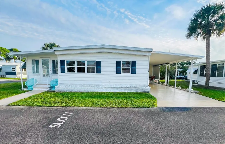 2282 PIAZZA DR #117, Sarasota, FL 34238