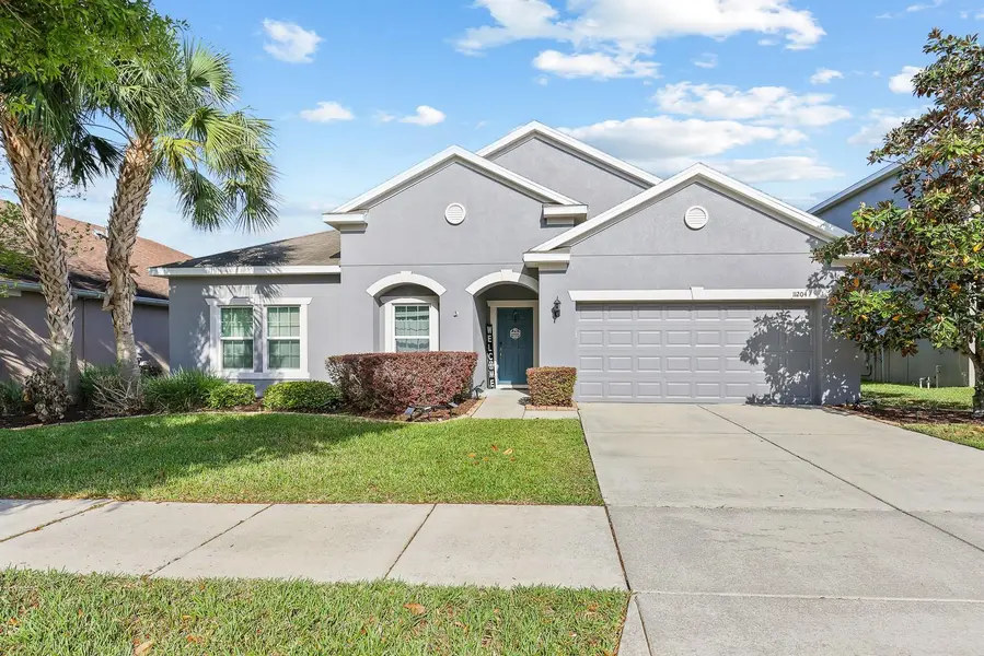 11204 COVENTRY GROVE CIR, Lithia, FL 33547