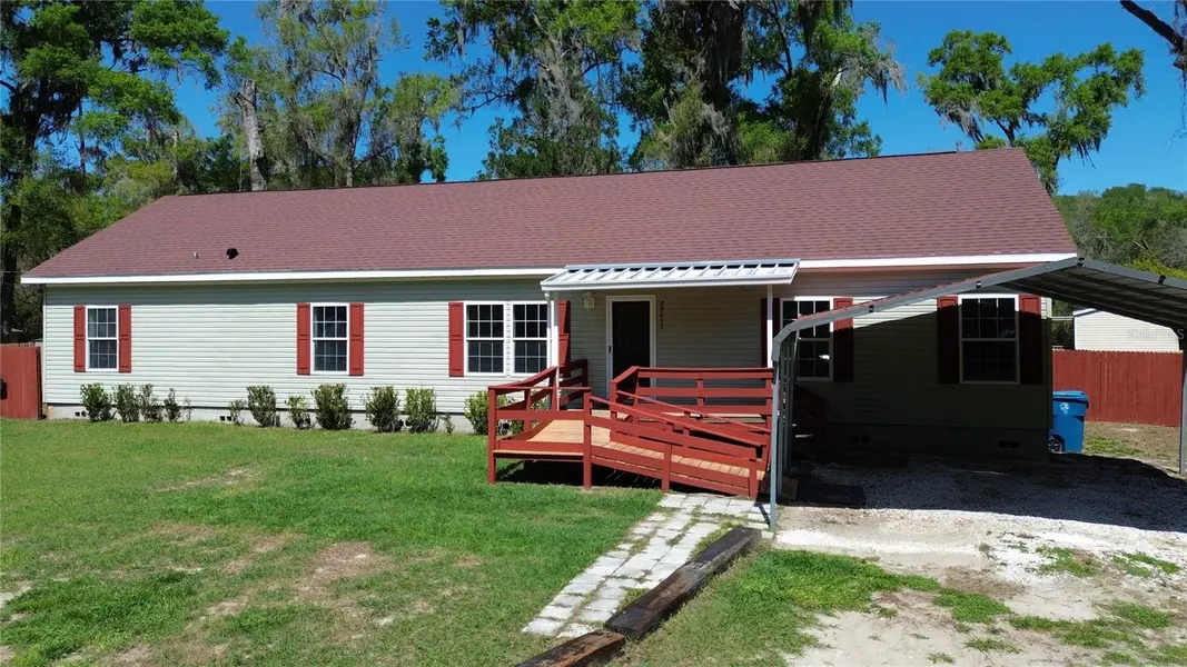 28477 SENTINEL ST, Nobleton, FL 34661