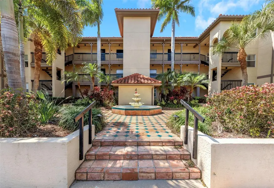 2400 FEATHER SOUND DR #412, Clearwater, FL 33762