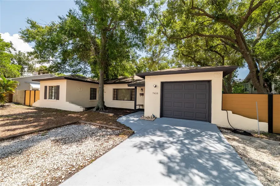 7410 5TH AVE N, St Petersburg, FL 33710