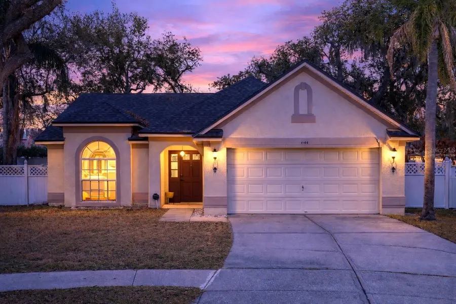 1144 HARDWOOD DR, Valrico, FL 33596