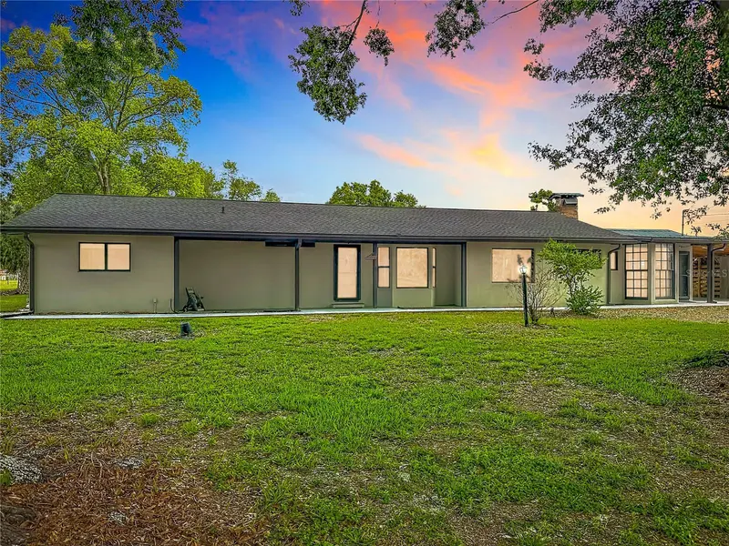 216 CORBETT RD, Lithia, FL 33547