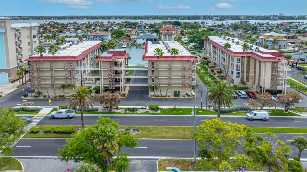121 ISLAND WAY #323, Clearwater Beach, FL 33767