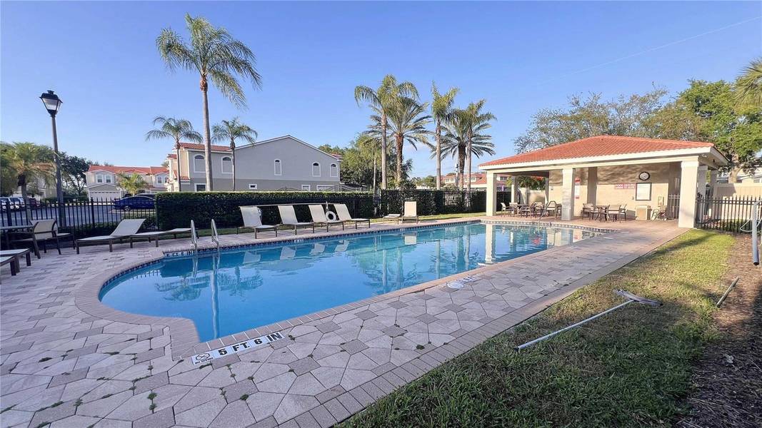 1266 RIBOLLA DR, Palm Harbor, FL 34683