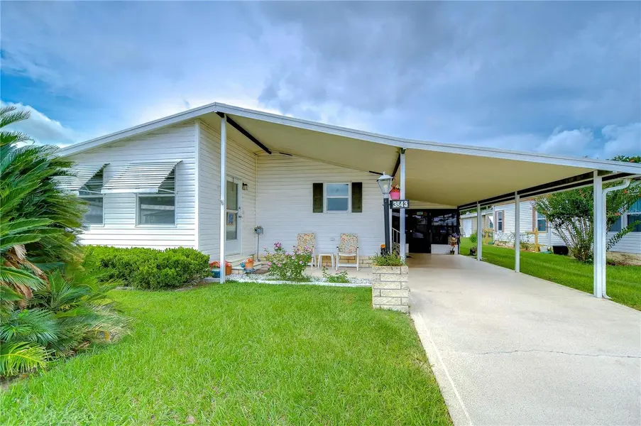 3843 DAMIAN DR, Zephyrhills, FL 33541