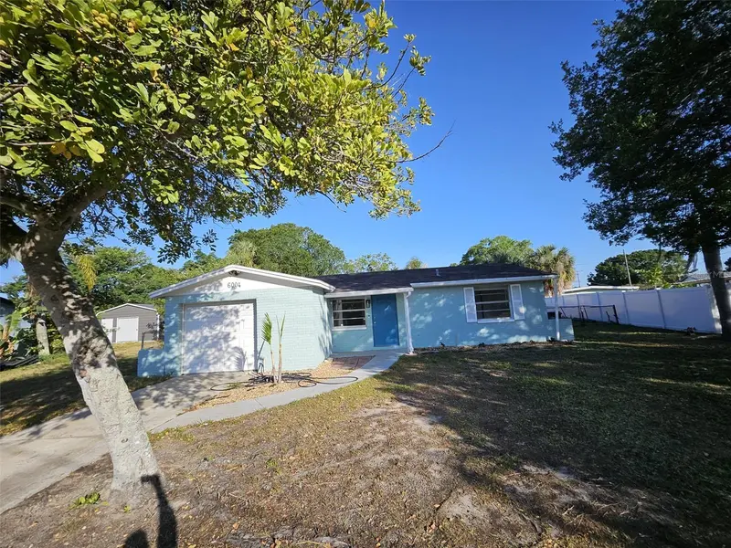 6004 FORTUNE PL, Apollo Beach, FL 33572