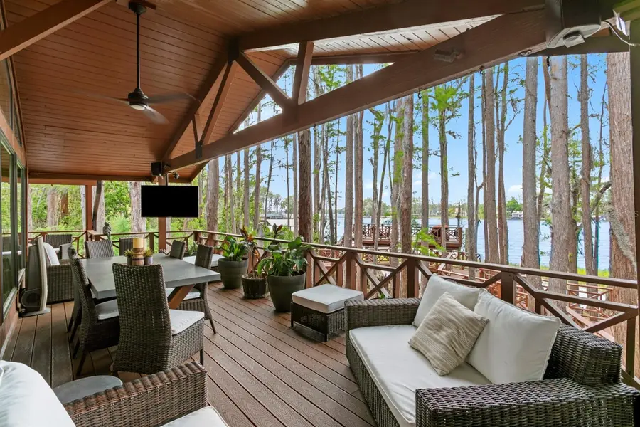 8817 ROBERTS RD, Odessa, FL 33556