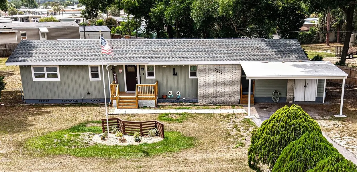 5233 HILL DR, Zephyrhills, FL 33542