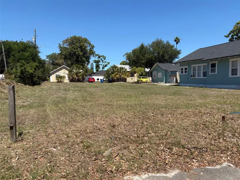 18TH AVE S, St Petersburg, FL 33711