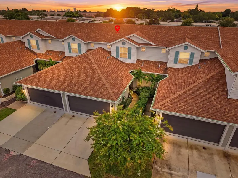 5282 NEIL DR, St Petersburg, FL 33714