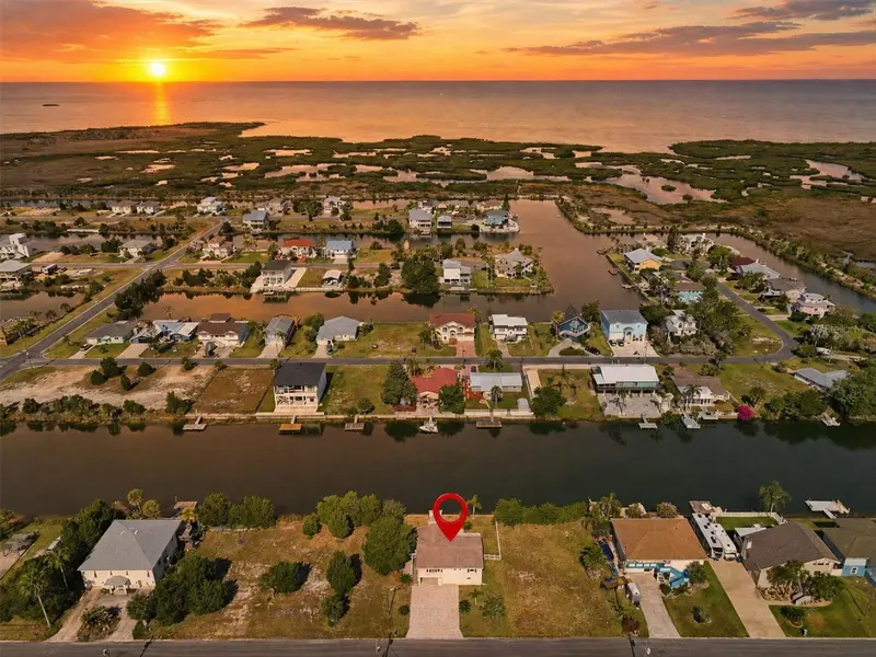 3347 OLEANDER DR, Hernando Beach, FL 34607