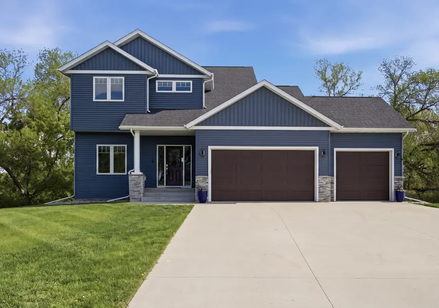 544 Leonard ST, Hawley, MN 56549