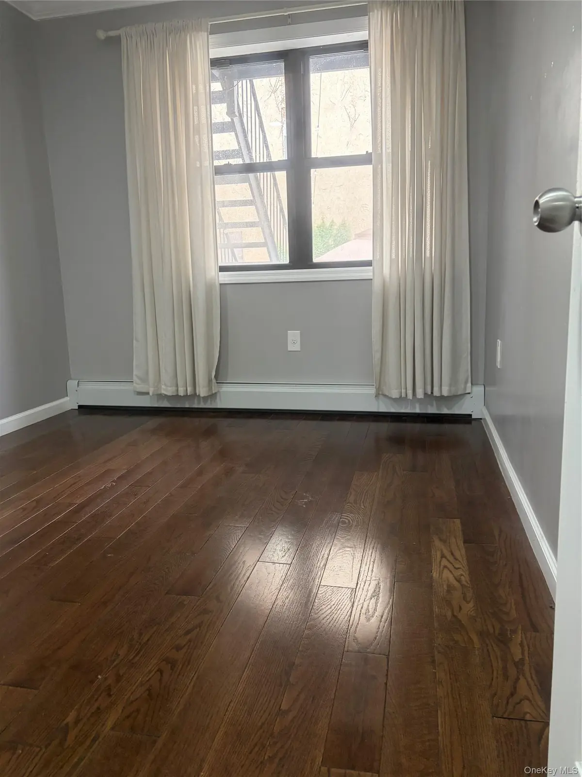 1932 21st DR, Astoria, NY 11105