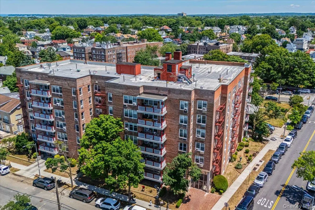 3425 150th Street #1J, Flushing, NY 11354