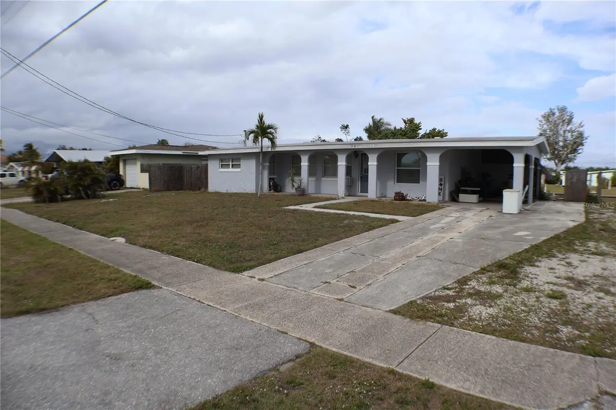 731 CONREID DR NE, Port Charlotte, FL 33952