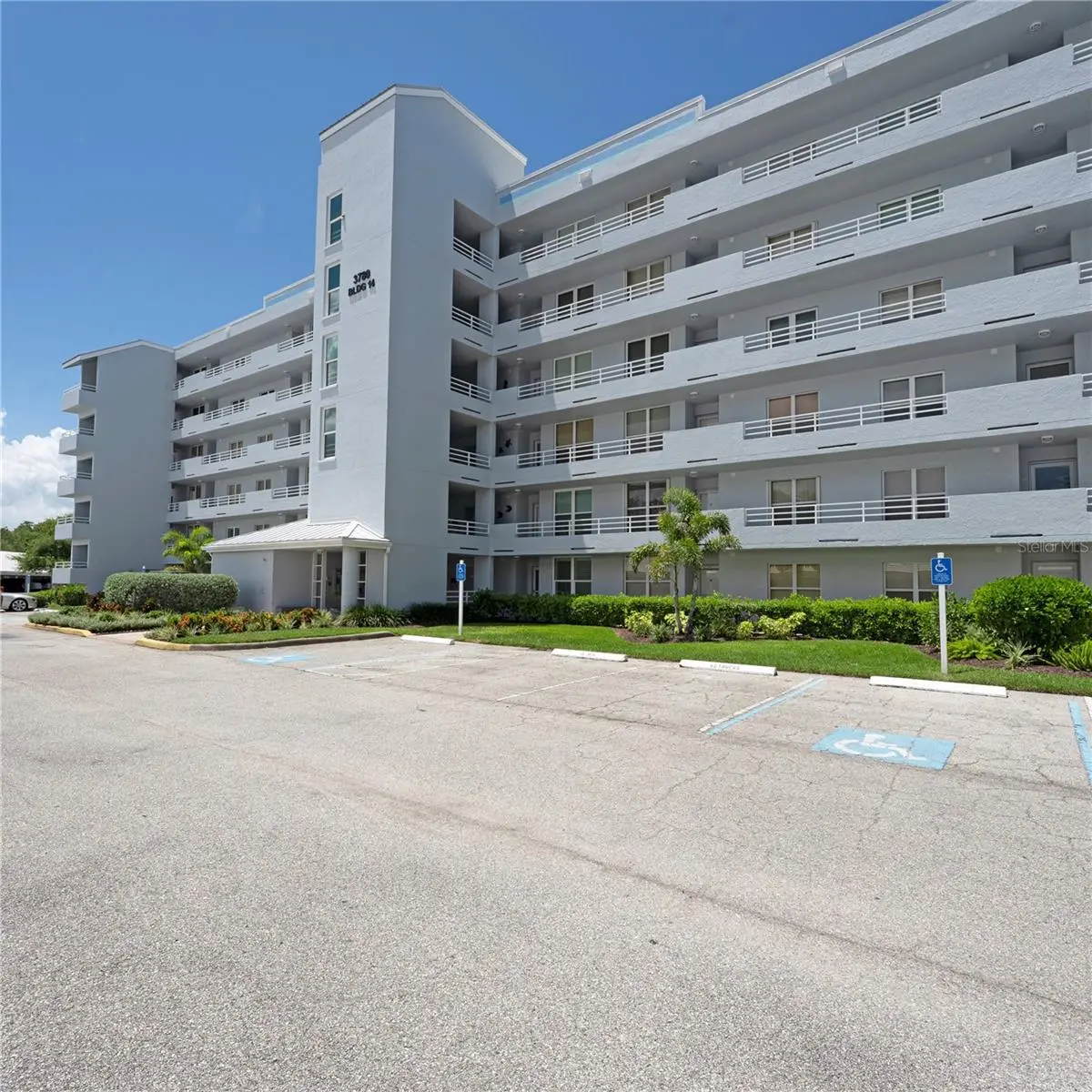 3780 PINEBROOK CIR #105, Bradenton, FL 34209