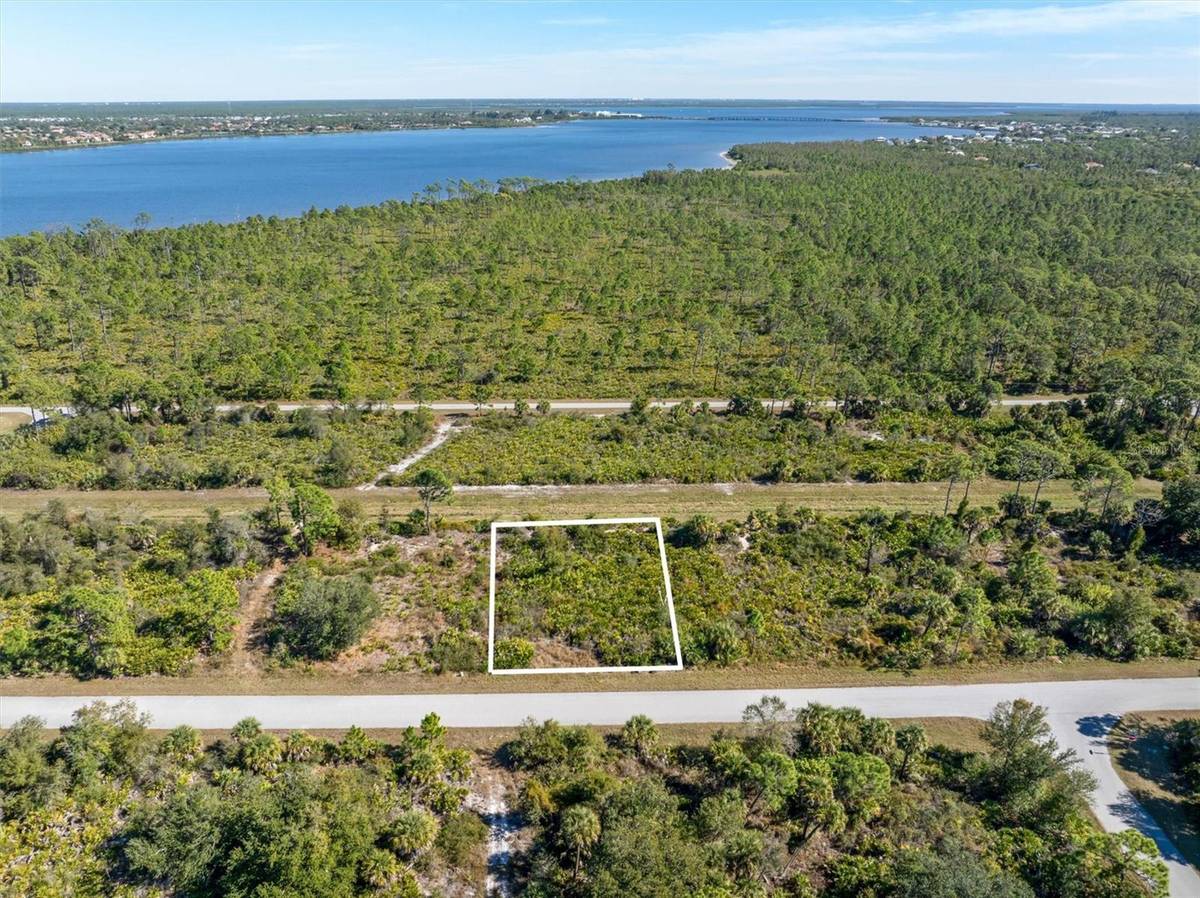4388 SCHNEIDER ST, Port Charlotte, FL 33981